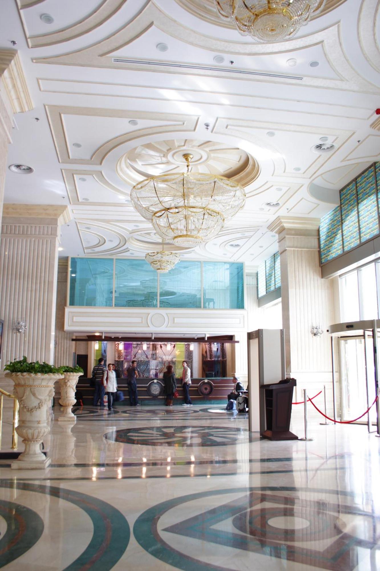 Eser Premium Hotel&Spa Büyükçekmece Exterior foto Lobby