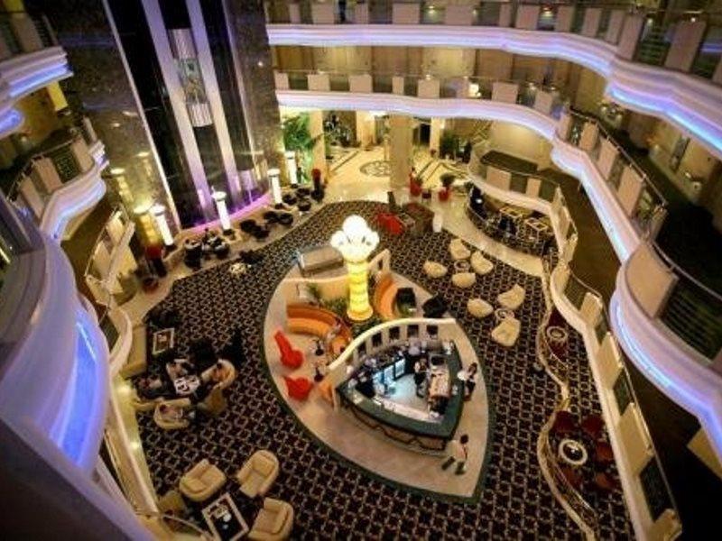 Eser Premium Hotel&Spa Büyükçekmece Exterior foto The lobby of the hotel