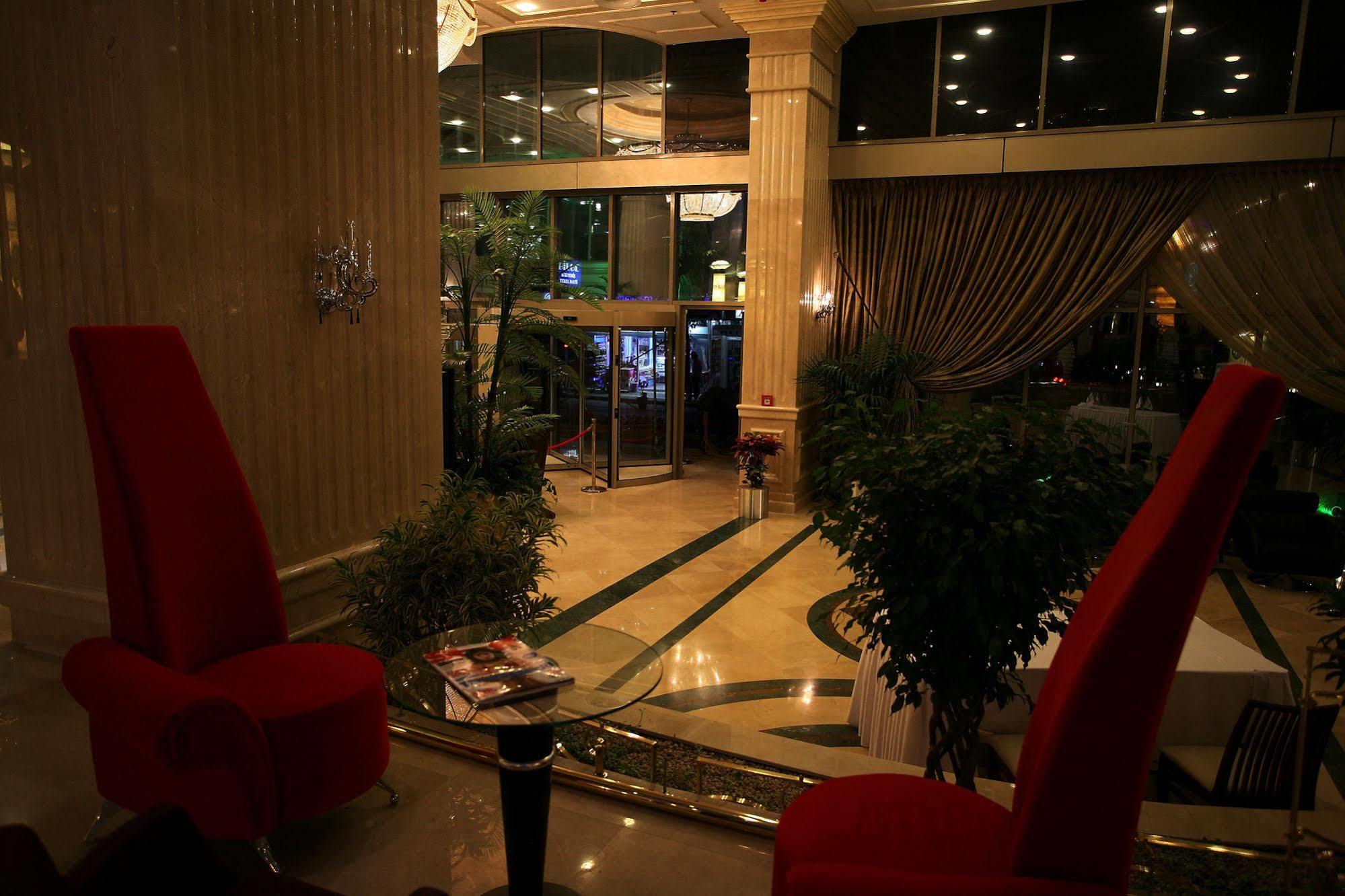 Eser Premium Hotel&Spa Büyükçekmece Exterior foto Lobby